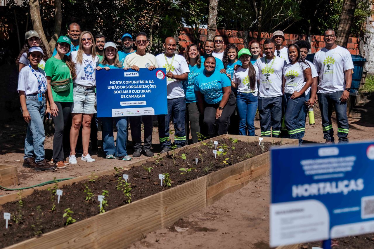 We Care 2025: Braskem, Sindiplasba e Cibra Fertilizantes revitalizam horta comunitária em Camaçari durante ação de voluntariado